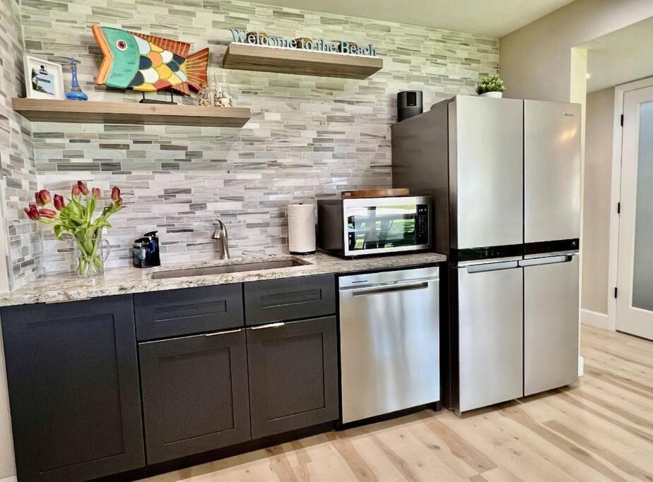 Sea La Vie - Beach Town Charm+Newly Renovated Cocoa Beach Zewnętrze zdjęcie